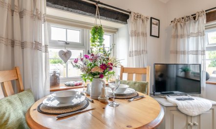 1 Bed in Bude 5