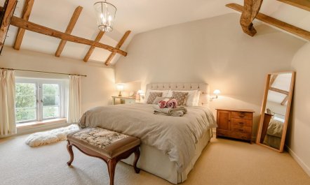 4 Bed in Tiverton 3