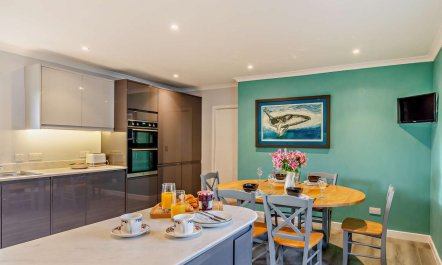4 Bed in Newquay 1