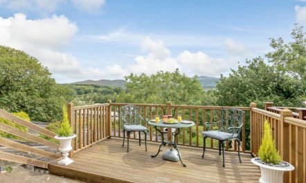 1 Bed in Penrhyndeudraeth 1