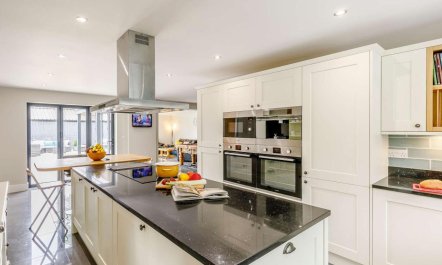 5 Bed in Brough 4