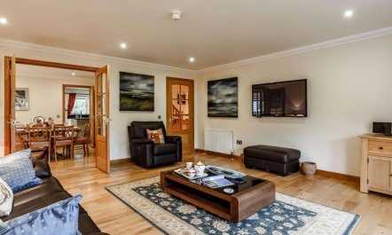 4 Bed in Helmsdale 5