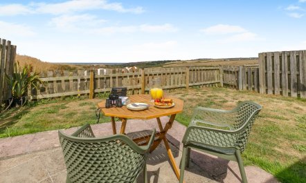 1 Bed in Penzance 1