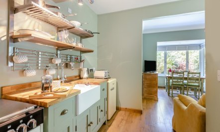 1 Bed in Newton Abbot 8