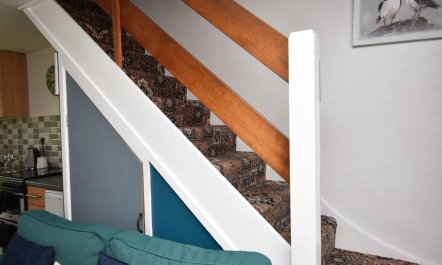 2 Bed in Freshwater East 4