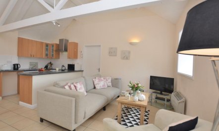 2 Bed in Shaftesbury 4