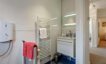 2 Bed in Bexhill-on-Sea 3