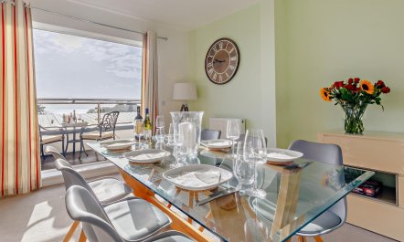 3 Bed in St. Austell 3