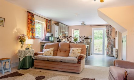 2 Bed in Ventnor 6