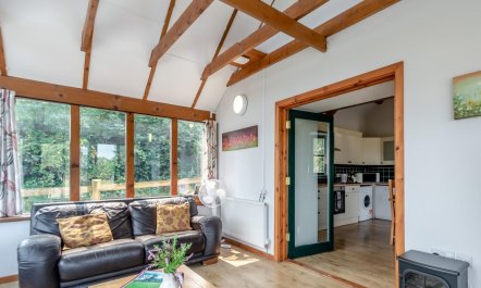 3 Bed in Pembroke 7