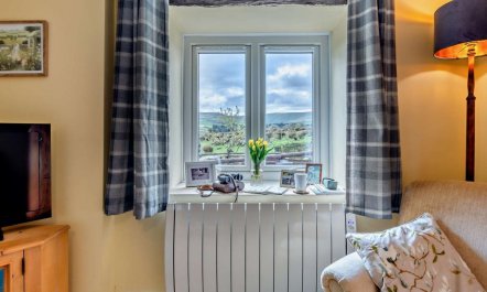 2 Bed in Newbiggin-on-Lune 3