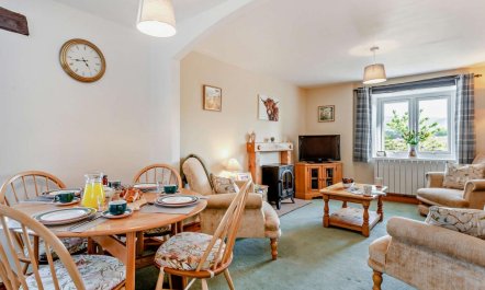 2 Bed in Newbiggin-on-Lune 1