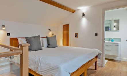 1 Bed in Langport 7