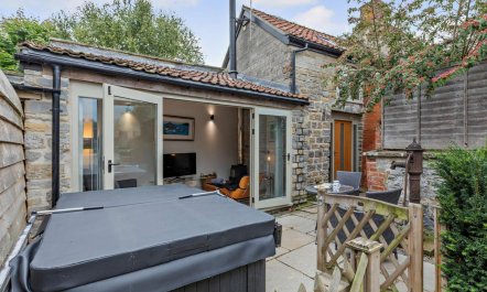 1 Bed in Langport 2