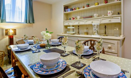 2 Bed in Llwyngwril 4