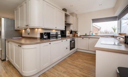 4 Bed in Cromer 5