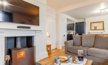6 Bed in Torpoint 5