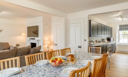 6 Bed in Torpoint 2