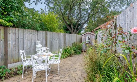 1 Bed in Old Bolingbroke