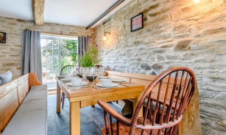 4 Bed in Cardigan 7