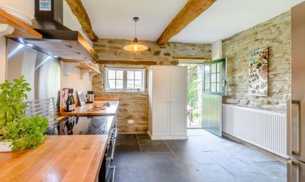 4 Bed in Cardigan 3