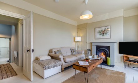 2 Bed in Brixham 5