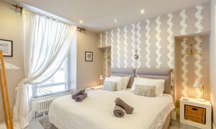 2 Bed in Brixham 1