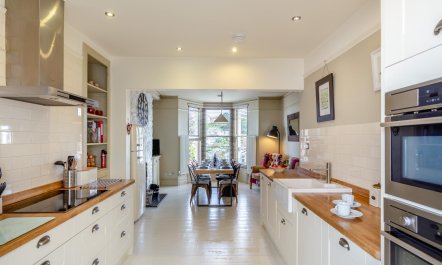 2 Bed in Brixham 9