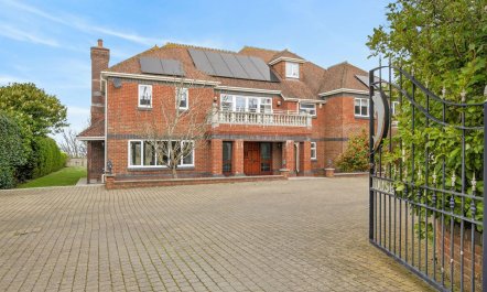 6 Bed in Bideford
