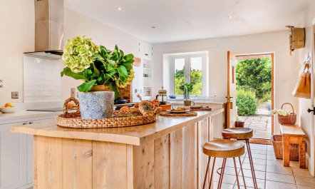 3 Bed in Kingsbridge 2