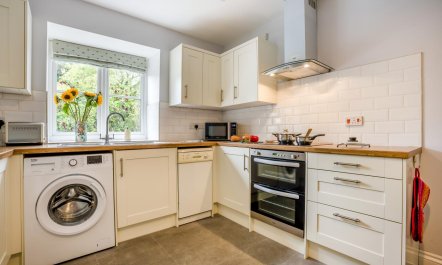 2 Bed in Dorchester 5