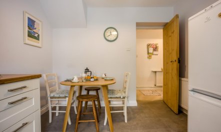 2 Bed in Dorchester 8