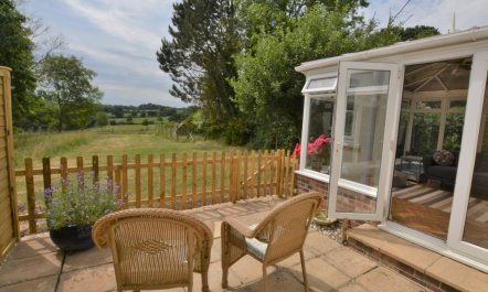 2 Bed in Dorchester 4
