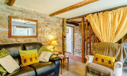 2 Bed in Brampton 4