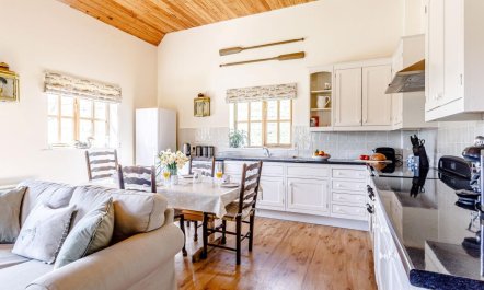 2 Bed in Dorchester 4