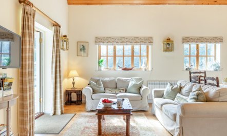 2 Bed in Dorchester 4