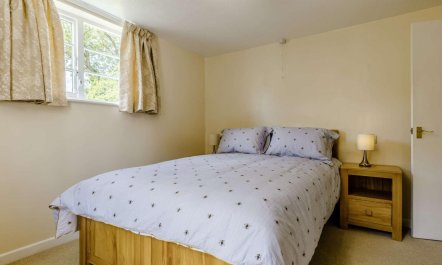 2 Bed in Tewkesbury 9