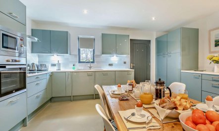 2 Bed in Holsworthy 8