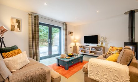 2 Bed in Holsworthy 2