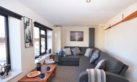 4 Bed in Brixham 4