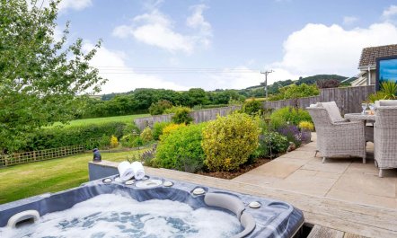 3 Bed in Newton Abbot