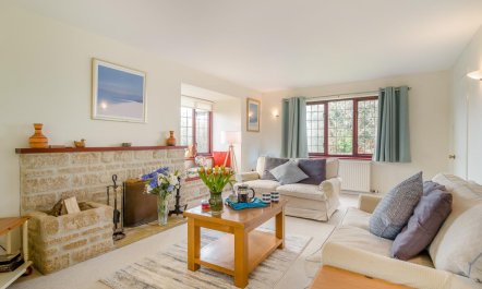 4 Bed in Dorchester 8
