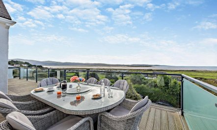 4 Bed in Aberdyfi