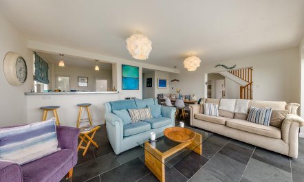 4 Bed in Aberdyfi 7