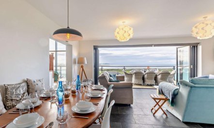 4 Bed in Aberdyfi 4