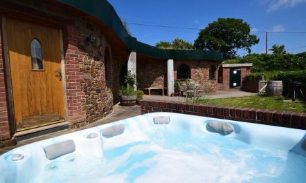 2 Bed in Abbotsham 2