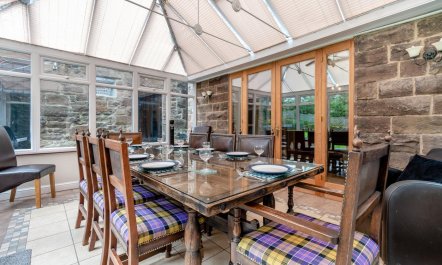 4 Bed in Matlock 2