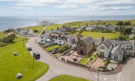 4 Bed in Brora