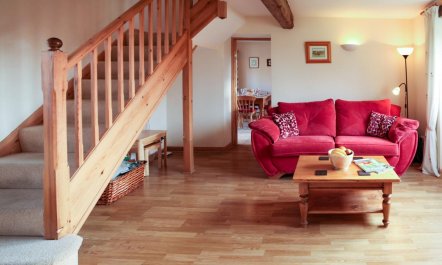 2 Bed in Cirencester 1