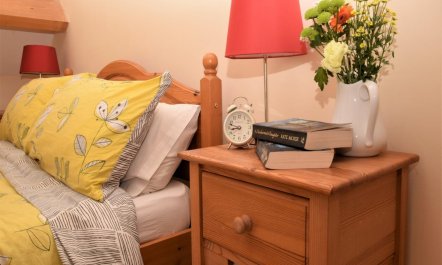 2 Bed in Cirencester 8